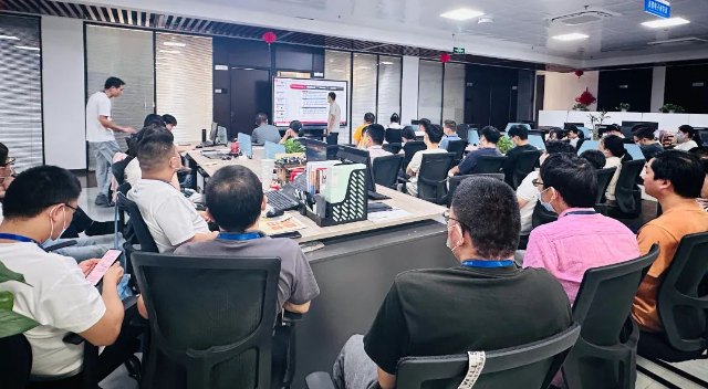 華路光電消防演習(xí)：以演促防 安全護航宣傳